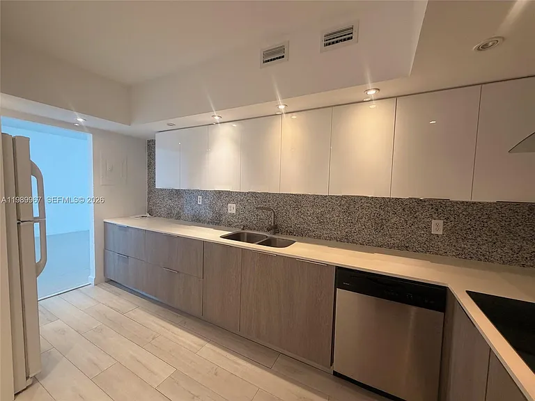 4001 S Ocean Dr #8H — Photo 9