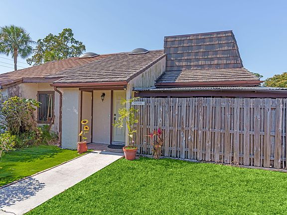 3rd image of 4236 Palm Bay Circle #B