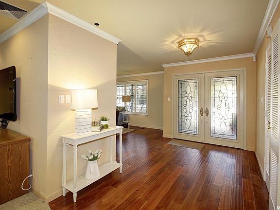 4th image of 3860 American River Dr