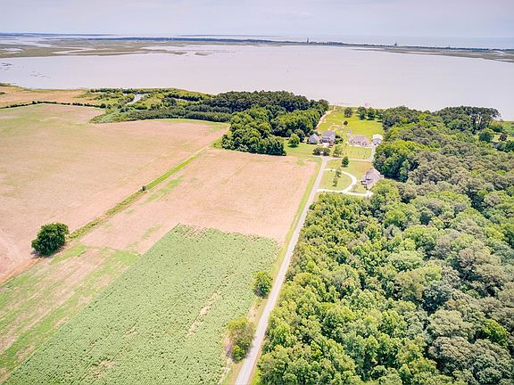 3rd image of 16 Mount Wharton Rd #16