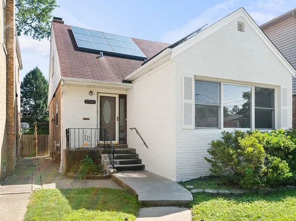 2741 W Chase Ave, Chicago, IL 60645