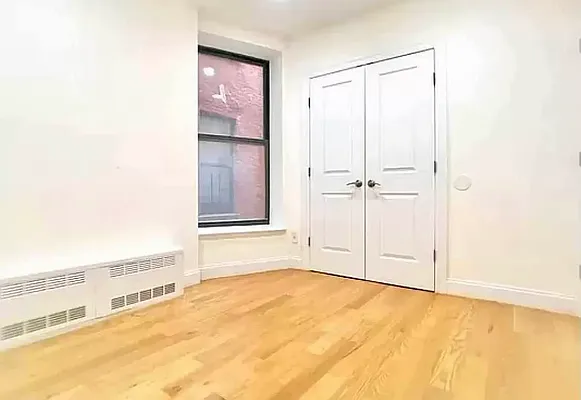 Rented by EastMount Realty LLC | media 7