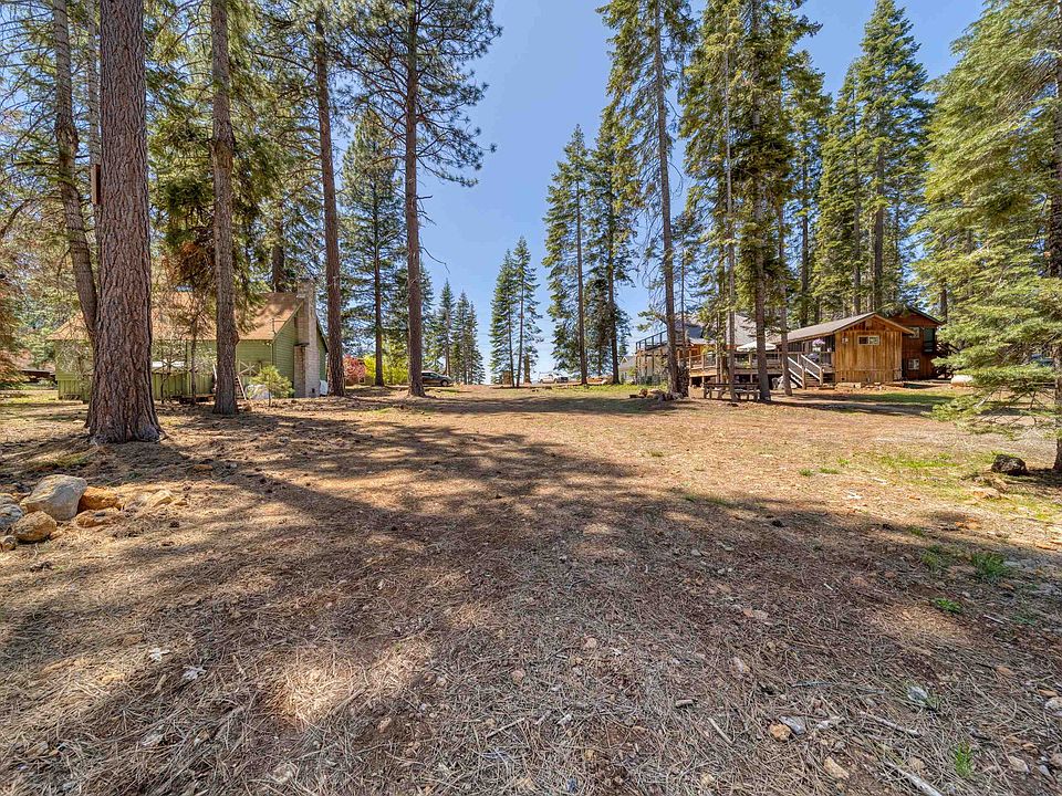 2nd image of 1414 Lassen View Dr