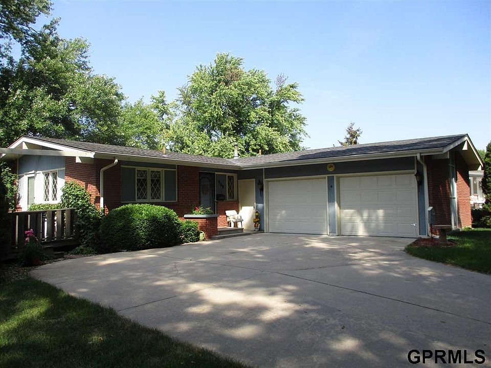 1st image of 609 Glenhaven Dr