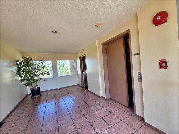5th image of 200 S Reno St APT 102