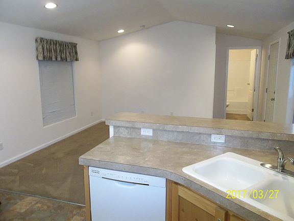 4th image of 740 30th Ave Spc 101
