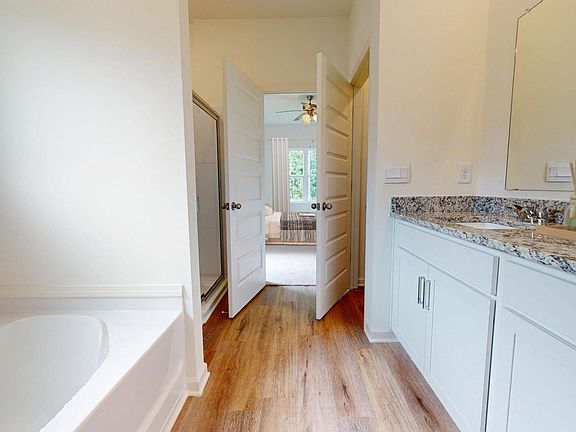 5th image of 619 Wenonah Way