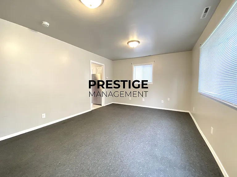 7532 Birch Ave — Photo 2