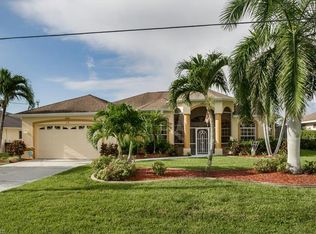 214 SW 37th Ter, Cape Coral, FL 33914