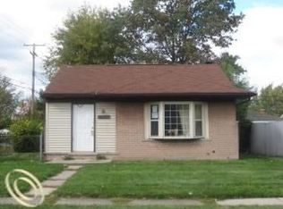 15772 Kennebec St, Southgate, MI 48195