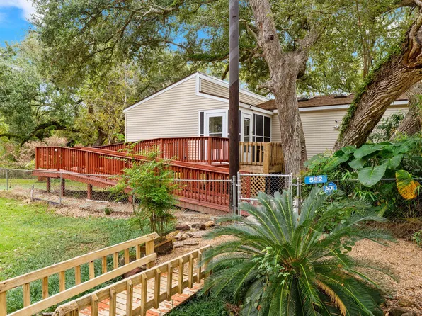 592 Paloma St, Clemville, TX 77414