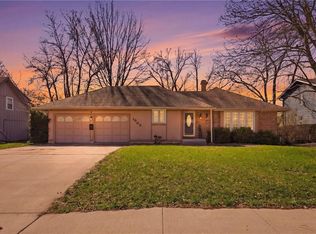 1905 SW 3rd St, Lees Summit, MO 64081