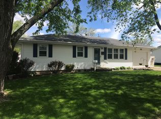 612 Easy St, Gibson City, IL 60936