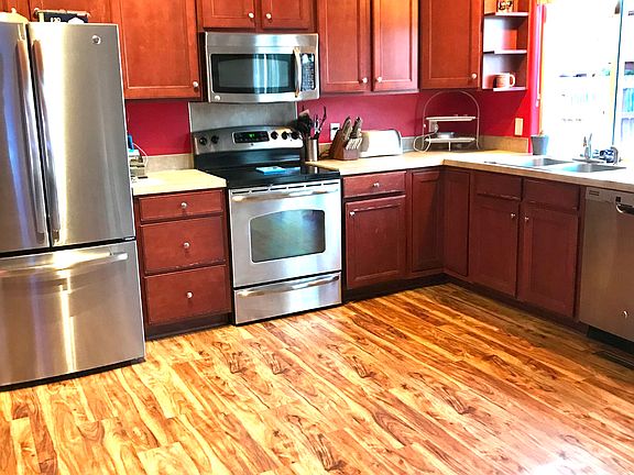 4th image of 2502 Winding River Dr