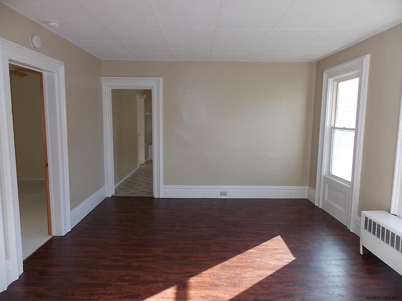 4th image of 21 River Street #23 River St