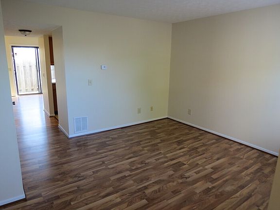 4th image of 2251 Hughey Dr