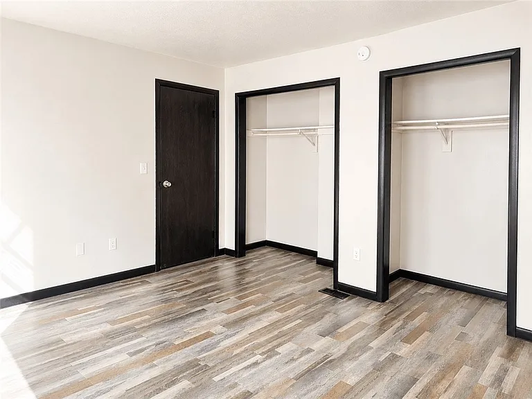 35 Weld St #A — Photo 8