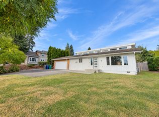 21806 Poplar Way, Brier, WA 98036