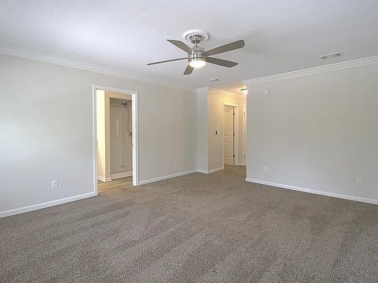 38 Griffin Rd — Photo 12