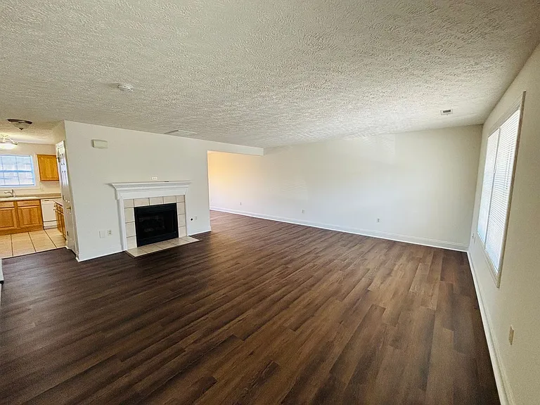 385 Oak Tree Blvd NW — Photo 11