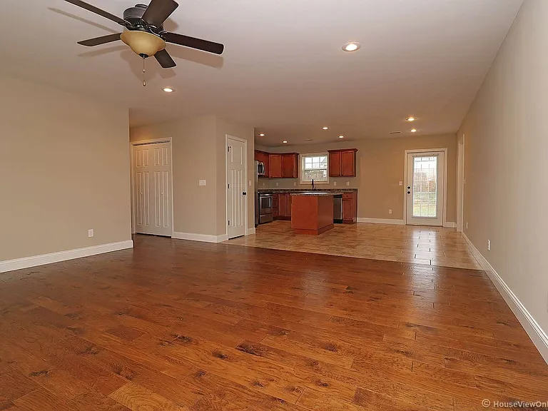 1752 Voyager Ct — Photo 6
