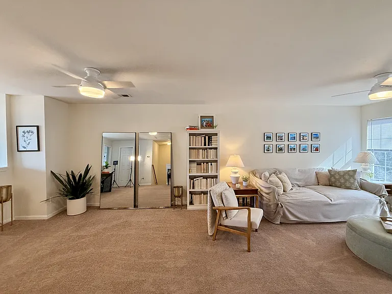 1104 Harvester Cir #1 — Photo 22