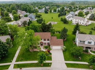 W210N16571 Glencoe Ln, Jackson, WI 53037