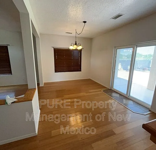 429 Tome Hill Ave SE — Photo 6
