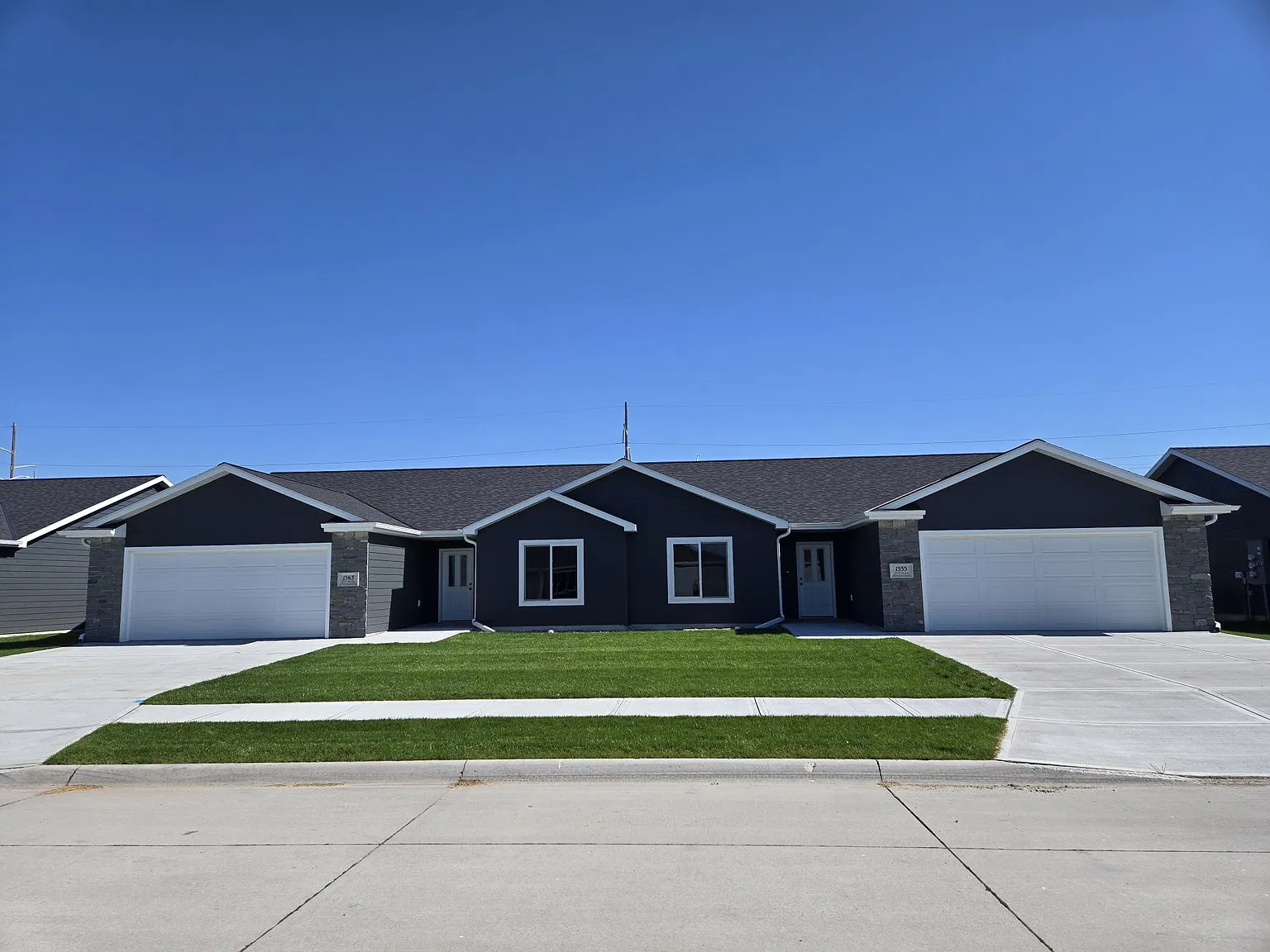2 bed, $1,700 — Photo 1