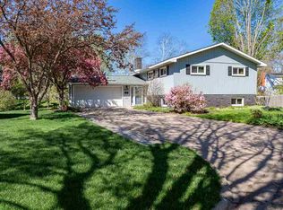 917 Bertha St, Wausau, WI 54403