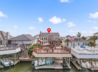 3908 Bridge Harbor Dr, Galveston, TX 77554