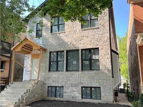 1938 W Eddy St, Chicago, IL 60657