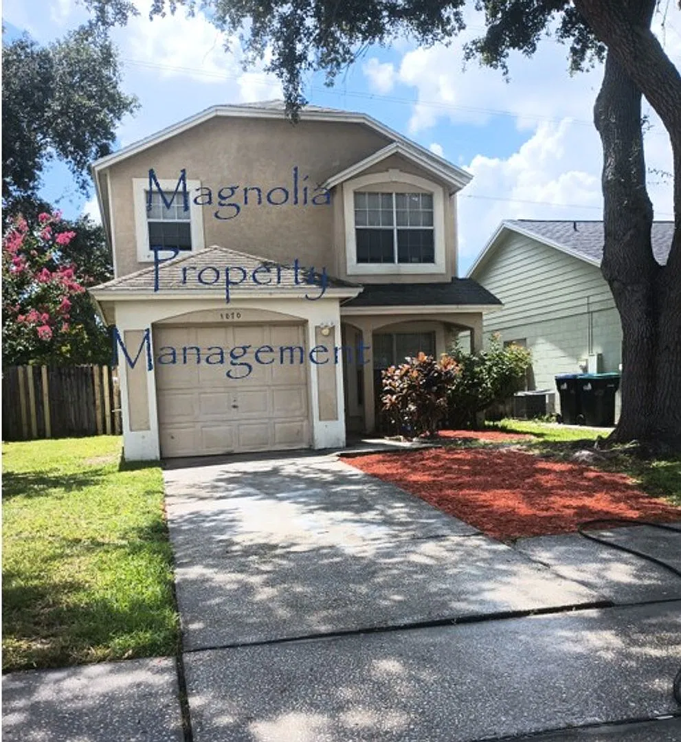 Sutton Ridge, near UCF or Valencia — Photo 1