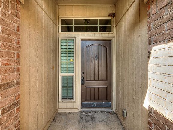 3rd image of 1108 SW 160th Ct