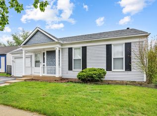 2666 Prairieview Ln N, Aurora, IL 60502