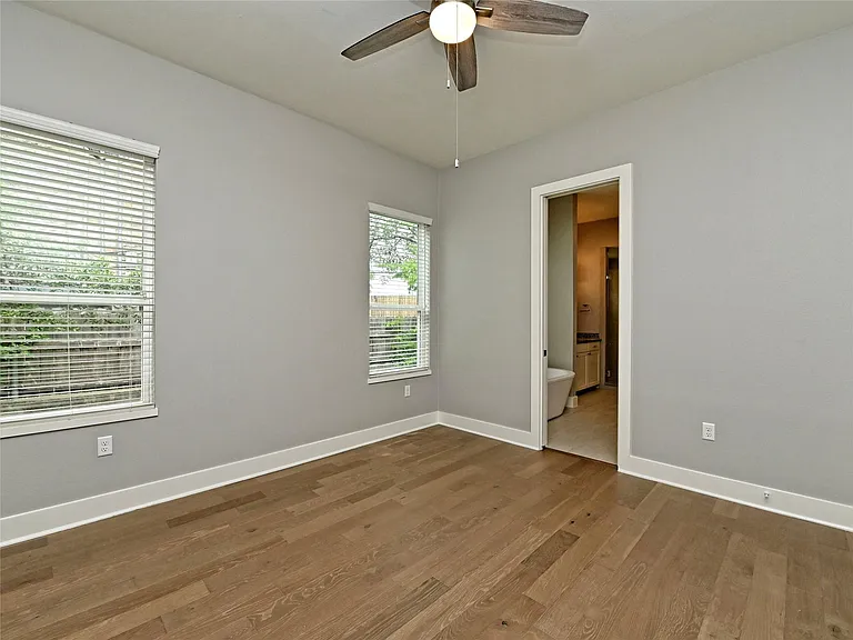 8518 Fathom Cir #114 — Photo 17