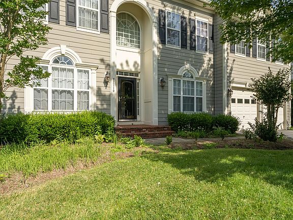 3rd image of 22110 Whisperhill Ct