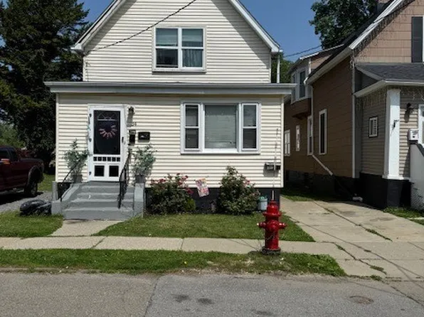 34 Princeton Pl, Buffalo, NY 14210
