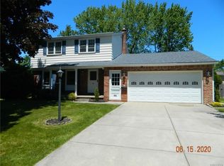 98 Brianwood Dr, Buffalo, NY 14224