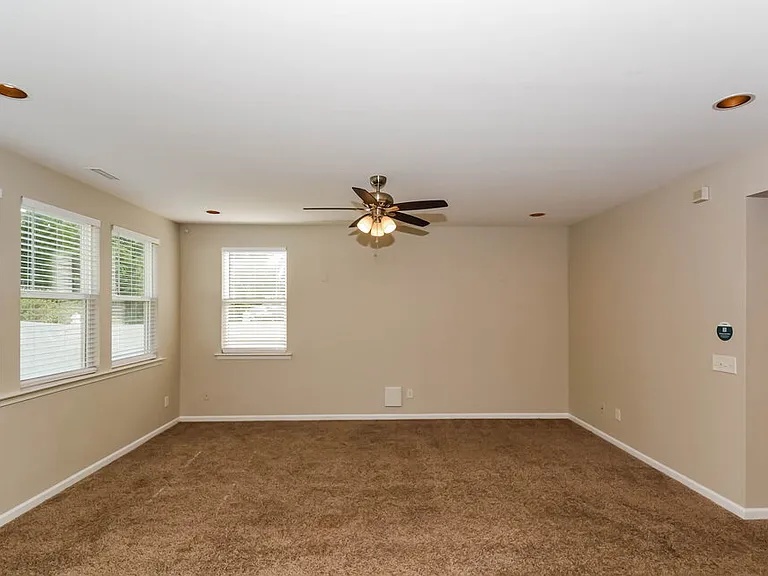 150 Coalyard Dr — Photo 7