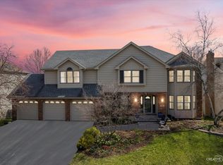 911 Leverenz Rd, Naperville, IL 60565