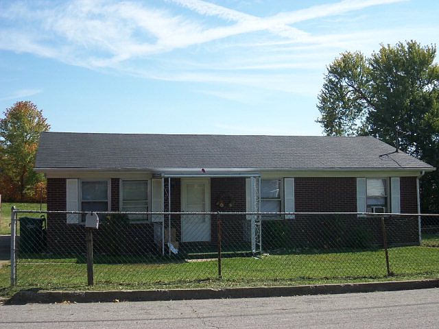 1st image of 111 Chris Dr