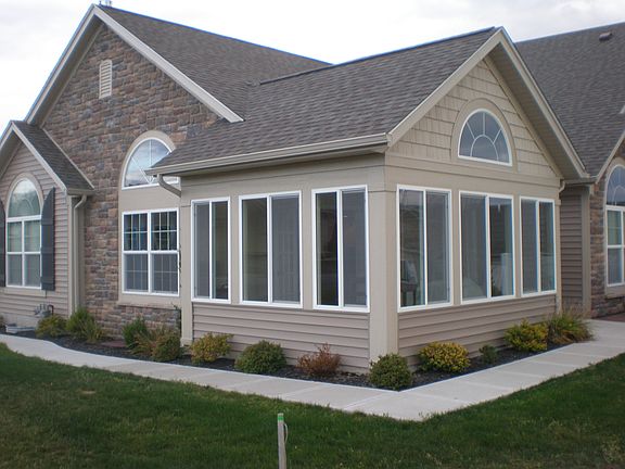 side view - sunroom