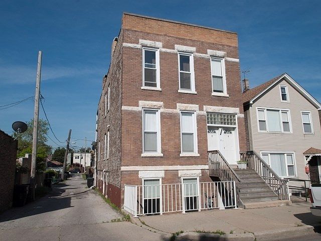 Corner Building. Unit is the entire 2nd floor of a 3 floor flat
