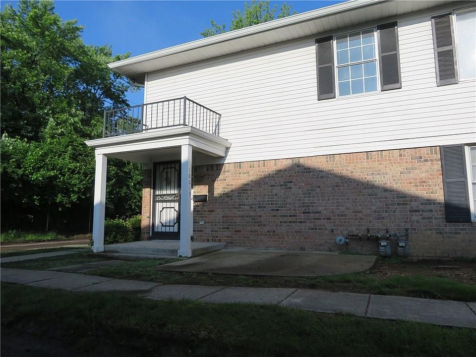 2nd image of 10015 E Penrith Dr