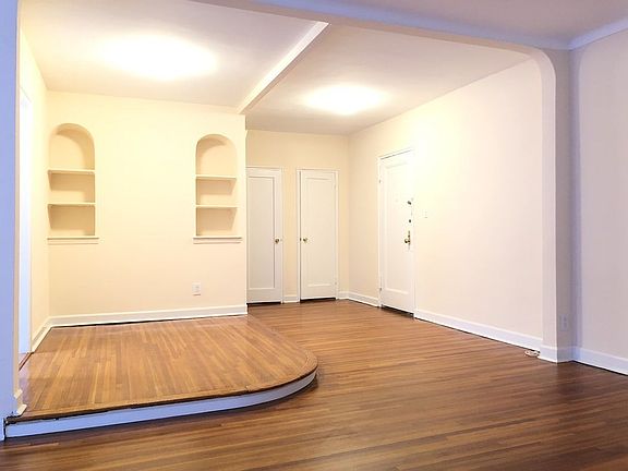4th image of 6939 Yellowstone Blvd APT 312