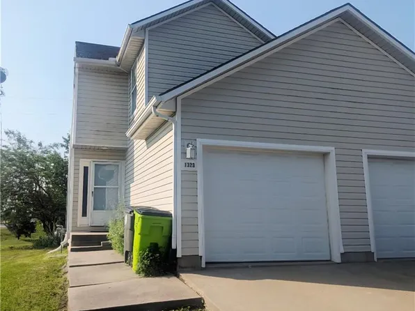 1323 Toulouse St, Belton, MO 64012