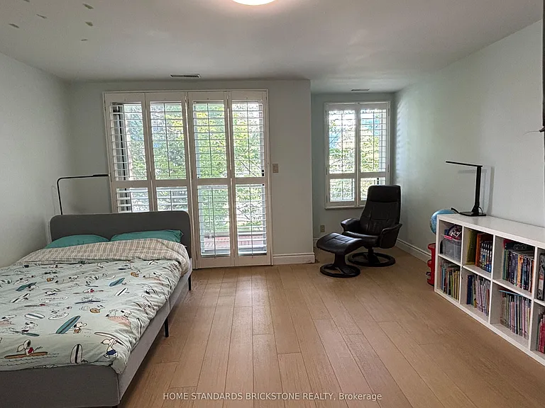 9 Greenbriar Rd #202 — Photo 8