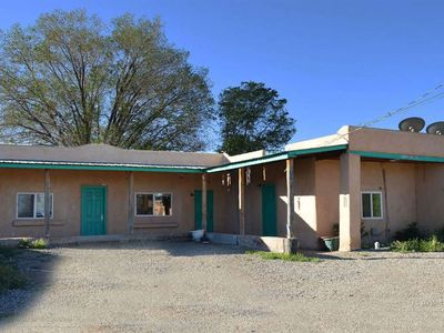 6 Casias Ln, Ranchos De Taos, NM, 87557
