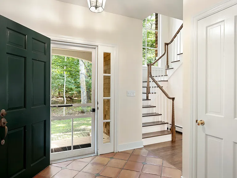 16 Alexis Ct — Photo 16